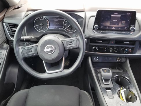 Used 2023 Nissan Rogue S image 12