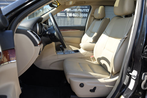 Used 2012 Jeep Grand Cherokee Limited image 17