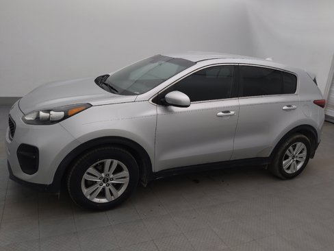 Used 2019 Kia Sportage LX image 2