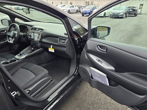 New 2025 Nissan Leaf S image 26