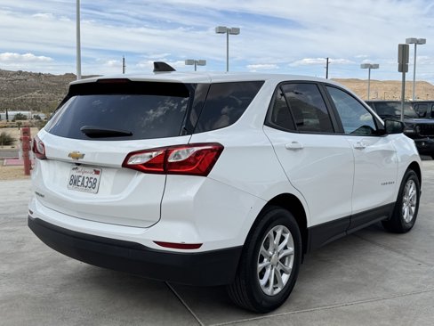 Used 2021 Chevrolet Equinox LS w/ LS Convenience Package image 6