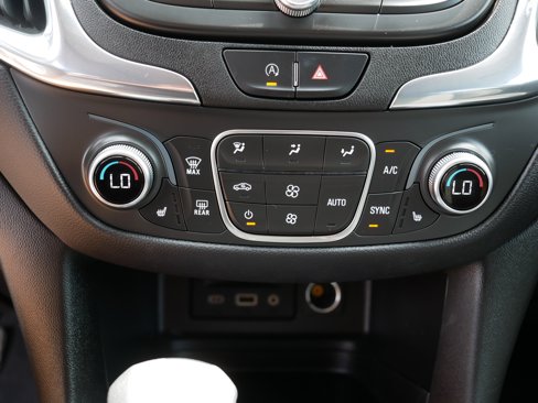 Used 2022 Chevrolet Equinox LT image 23