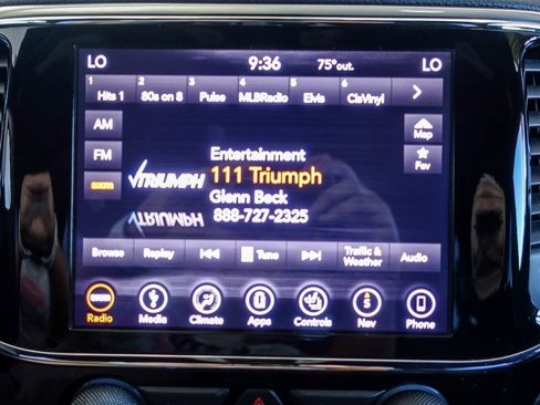 Used 2019 Jeep Grand Cherokee Limited image 15
