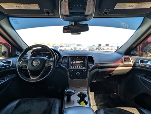 Used 2015 Jeep Grand Cherokee Altitude image 12