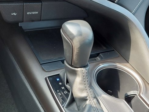 Used 2023 Toyota Camry SE image 29