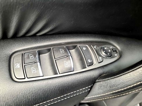 Used 2020 Nissan Armada SL w/ Premium Package image 35