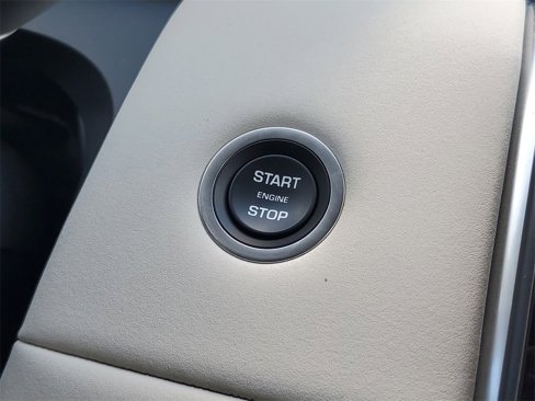 Used 2024 Land Rover Discovery Sport S image 22