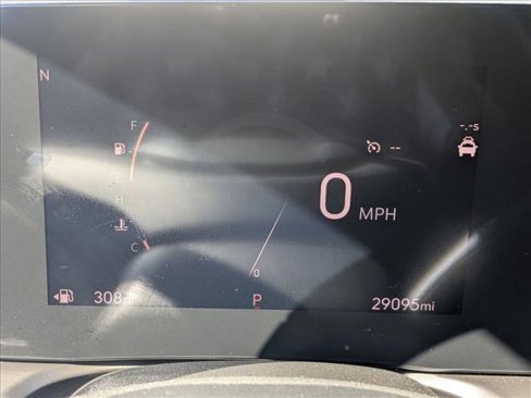 Used 2024 Buick Encore GX Sport Touring image 11
