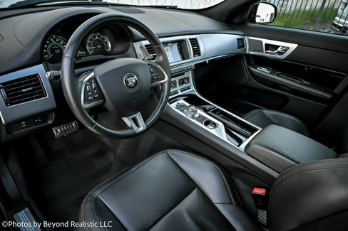 Used 2015 Jaguar XF Sport image 26