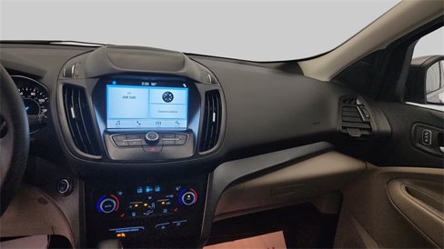 Used 2019 Ford Escape SE image 15