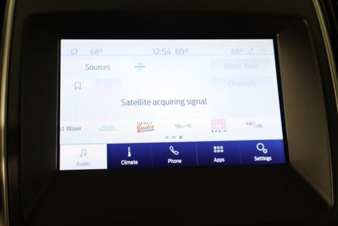 Used 2020 Ford Edge SEL w/ Cold Weather Package image 38