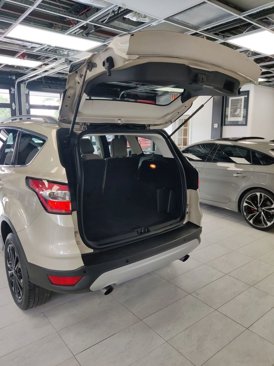 Used 2018 Ford Escape SE w/ SE Sync 3 Package image 8