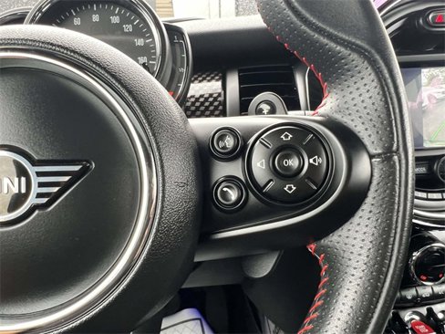 Used 2020 MINI Cooper S image 24