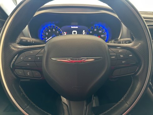 Used 2020 Chrysler Pacifica Limited image 18