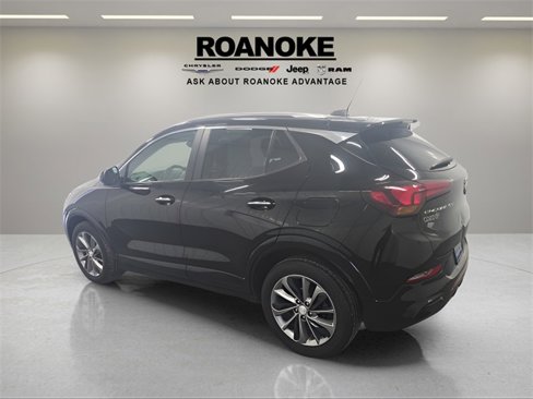 Used 2022 Buick Encore GX Preferred w/ Sport Touring Package image 13