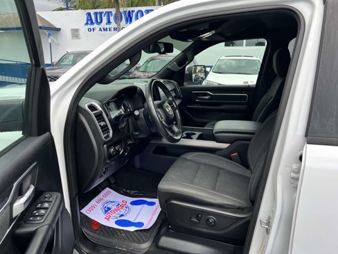 Used 2019 RAM 1500 Big Horn image 11