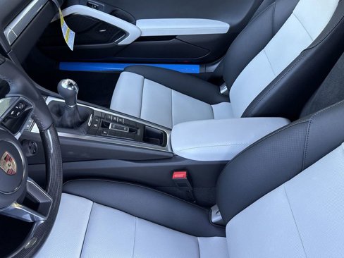 New 2025 Porsche 718 Boxster image 25