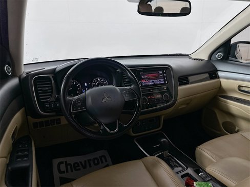 Used 2019 Mitsubishi Outlander SEL image 21