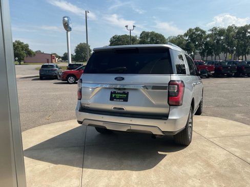 Used 2018 Ford Expedition Limited image 4