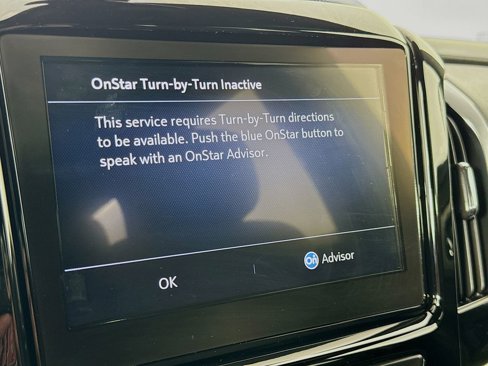 Used 2023 Chevrolet Traverse LT image 13