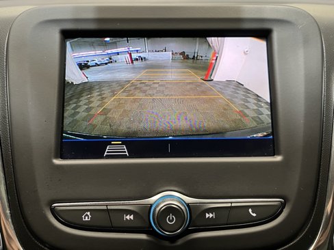 Used 2020 Chevrolet Equinox LS image 8