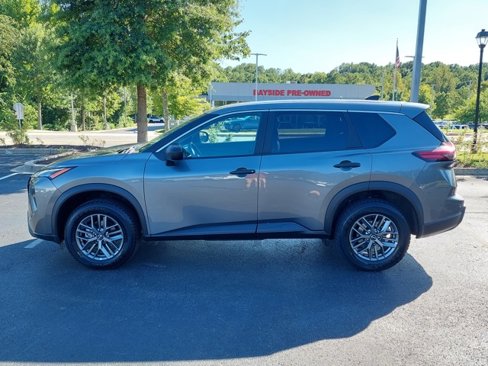 Used 2024 Nissan Rogue S image 10