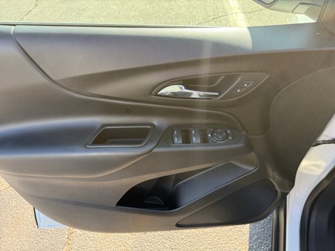 Used 2023 Chevrolet Equinox LT w/ LPO, Floor Liner Package image 13