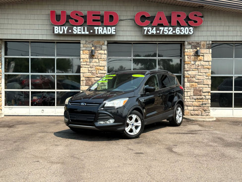 Used 2015 Ford Escape SE w/ Cargo Utility Package image 1