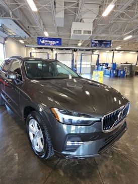 Used 2022 Volvo XC60 B5 Momentum image 48