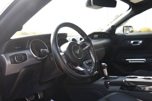 Used 2022 Ford Mustang Premium image 11