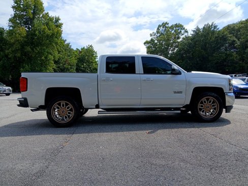 Used 2017 Chevrolet Silverado 1500 LT w/ Texas Edition image 5