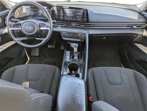 Used 2021 Hyundai Elantra SEL w/ Convenience Package image 14