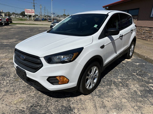 Used 2019 Ford Escape S image 4