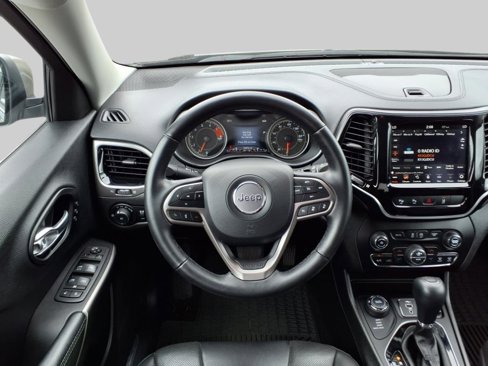 Used 2021 Jeep Cherokee Limited image 8