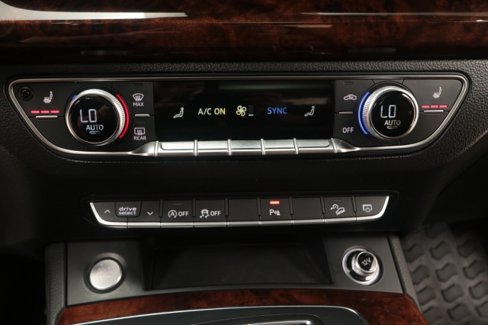 Used 2018 Audi Q5 2.0T Premium Plus w/ Premium Plus Package image 56