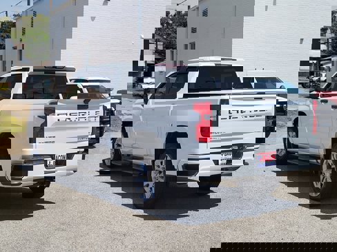 Used 2022 Chevrolet Silverado 1500 Custom w/ Safety Confidence Package image 4