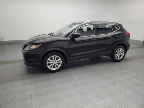 Used 2018 Nissan Rogue Sport SV image 2