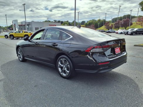 Used 2023 Honda Accord EX image 23