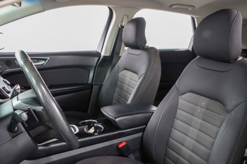 Used 2016 Ford Edge SEL image 23