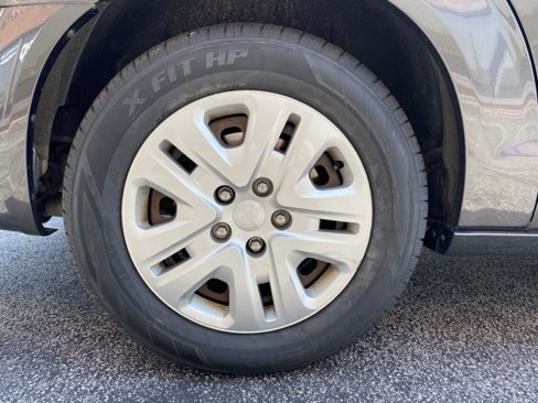 Used 2019 Dodge Grand Caravan SE image 11