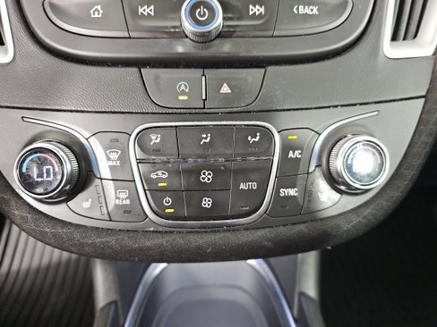 Used 2023 Chevrolet Malibu LT image 21