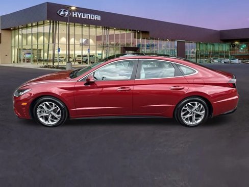 Certified 2023 Hyundai Sonata SEL w/ Convenience Package image 2