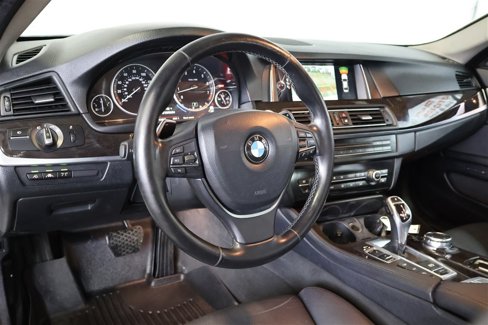 Used 2016 BMW 550i xDrive Sedan image 8
