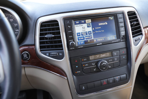 Used 2012 Jeep Grand Cherokee Limited image 36