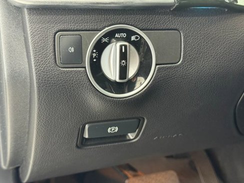 Used 2018 Mercedes-Benz GLS 450 4MATIC image 38
