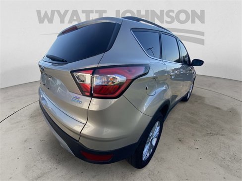 Used 2018 Ford Escape SE w/ SE Sync 3 Package image 8