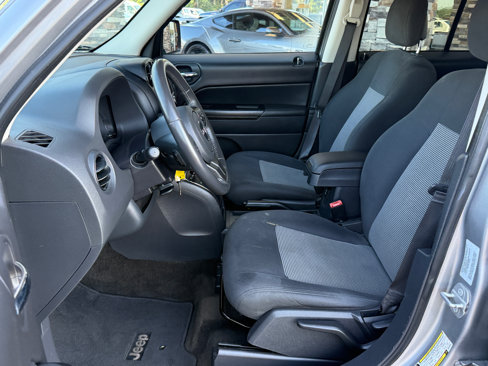 Used 2016 Jeep Patriot Latitude image 10