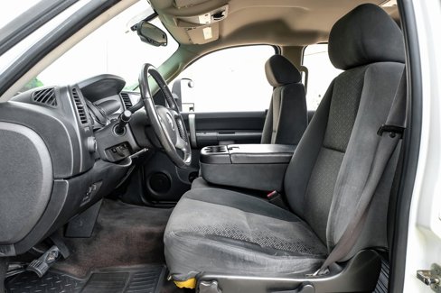 Used 2008 Chevrolet Silverado 2500 LT w/ 1LT Convenience Package image 3