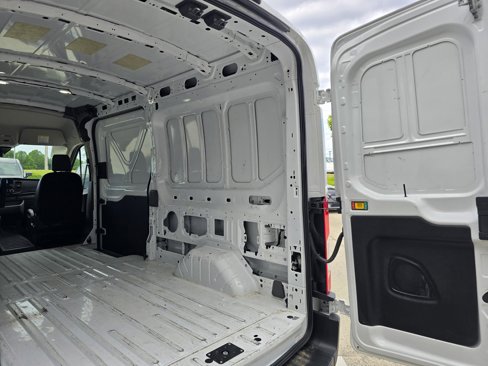 Used 2023 Ford Transit 250 Medium Roof AWD image 16