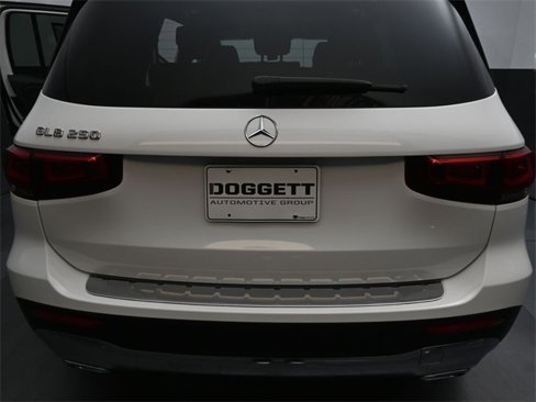 Used 2022 Mercedes-Benz GLB 250 image 14